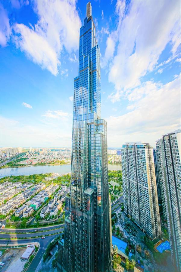 Central Apartments - Vinhomes Central Park, Landmark 81 Area & Ice Skating Rink Ho Chi Minh City Exterior photo